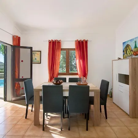 Filipa * Guia (Faro)