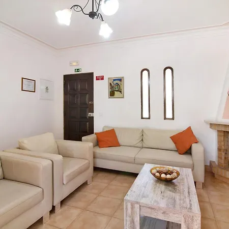 Filipa Villa Guia (Faro)