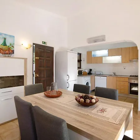 Filipa Villa Guia (Faro)